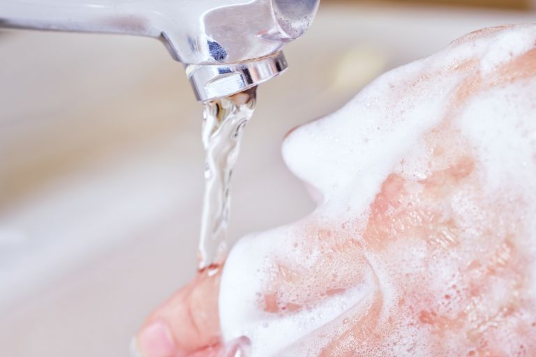 風呂場の節水対策: 節水シャワーヘッドの効果